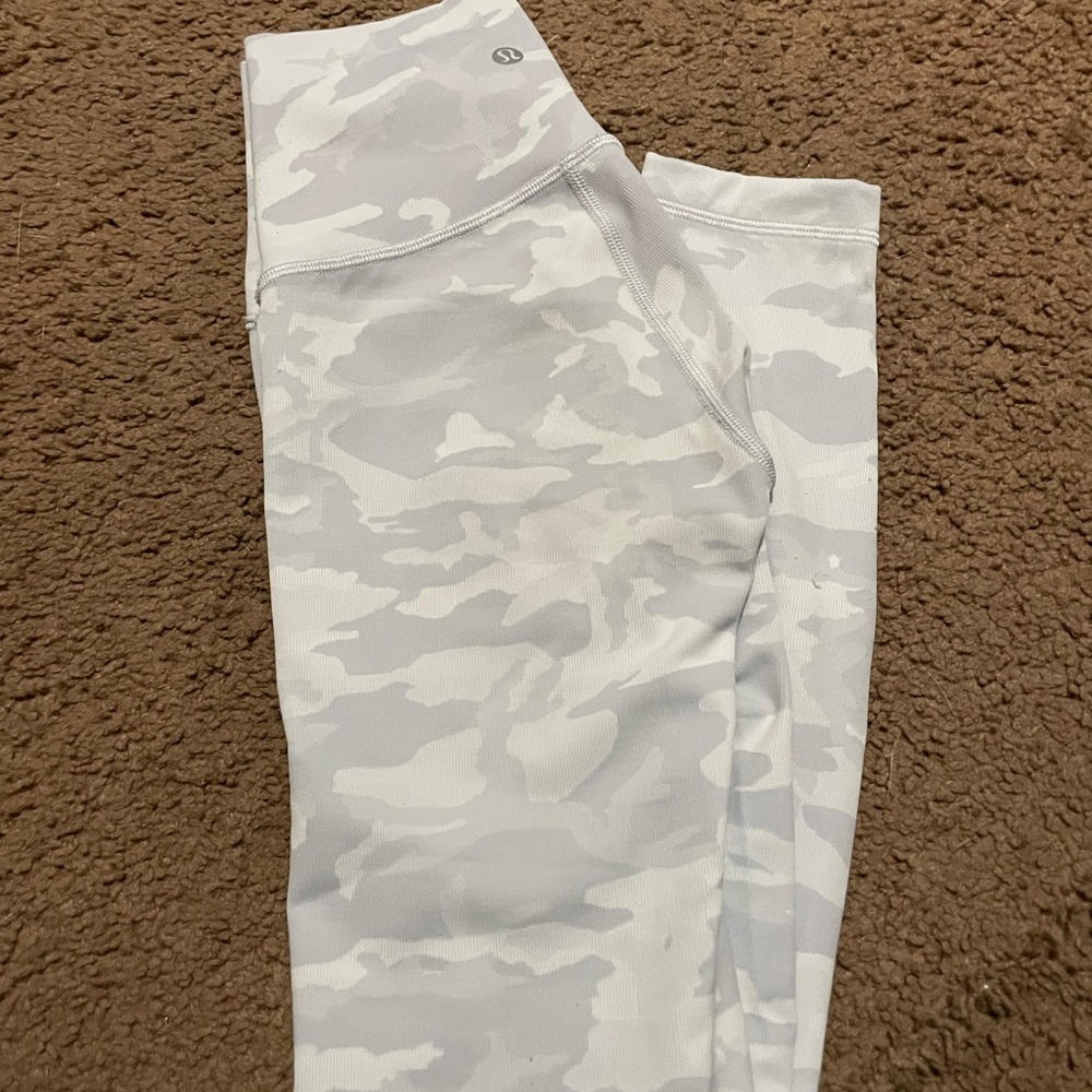 Lululemon wunder train high-rise tight 25”